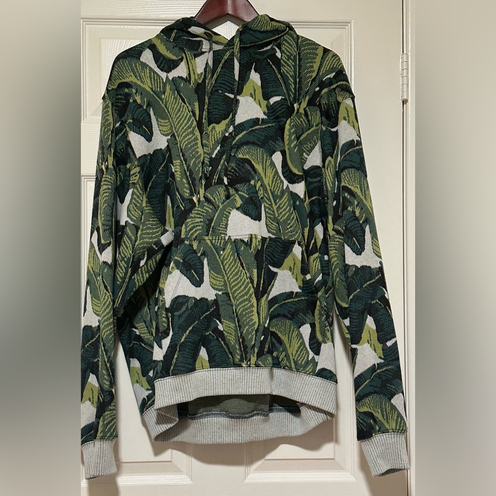 Men’s Twenty Montreal Hyper Reality Hoodie Sweater Size XL NWT